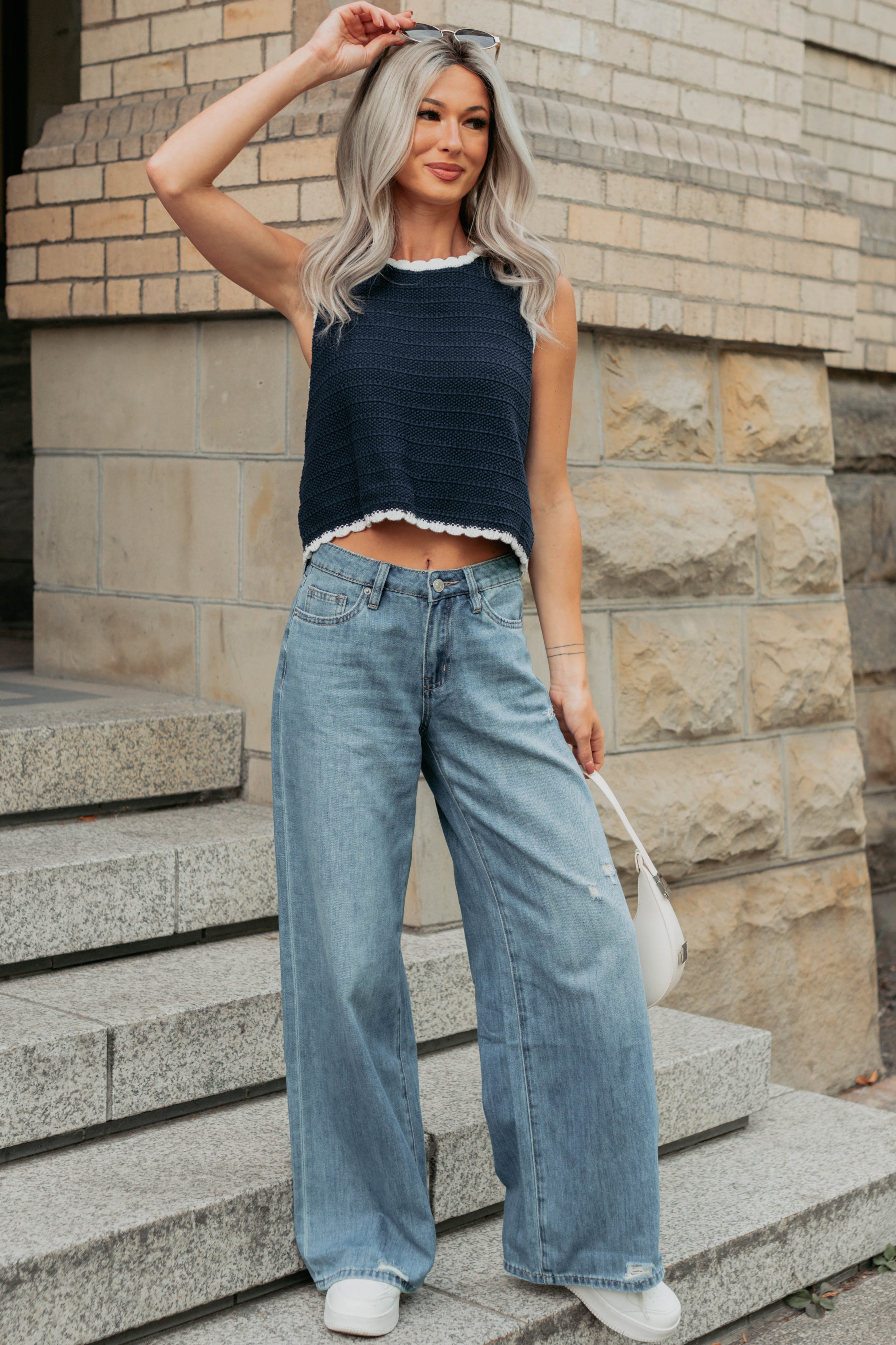 Keep It Up Scallop Trim Sleeveless Knit Top (Navy/Cream)