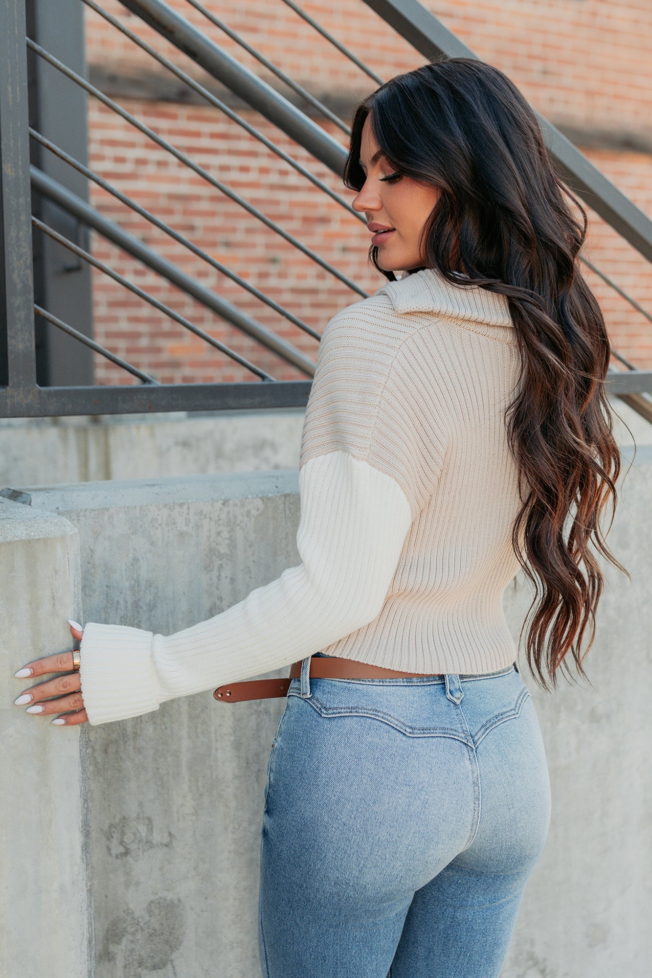 Dream Mirage Contrast Sleeve Cardigan Sweater (Sand)