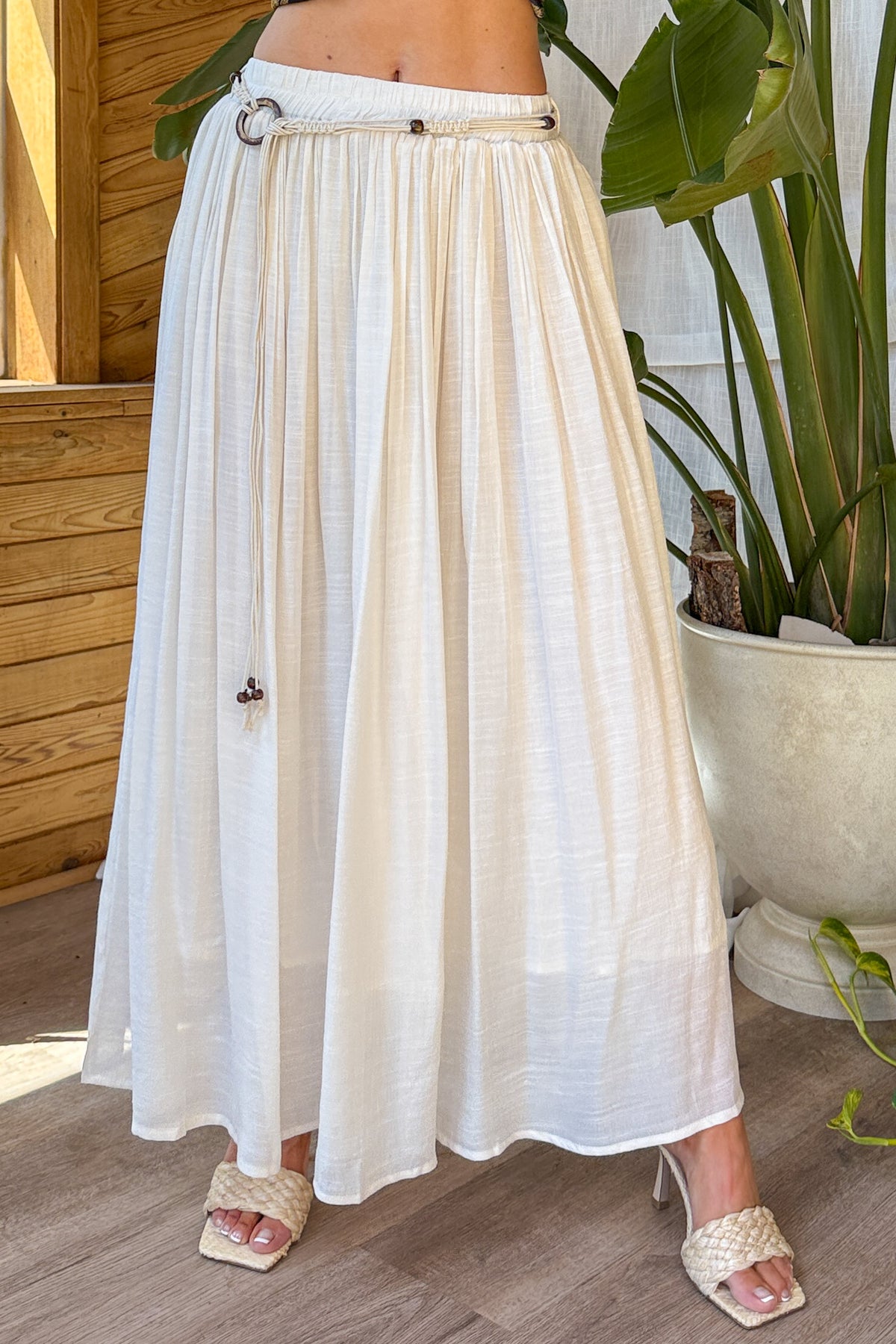 Desert Muse Mello Rope Belt Maxi Skirt (Off White)