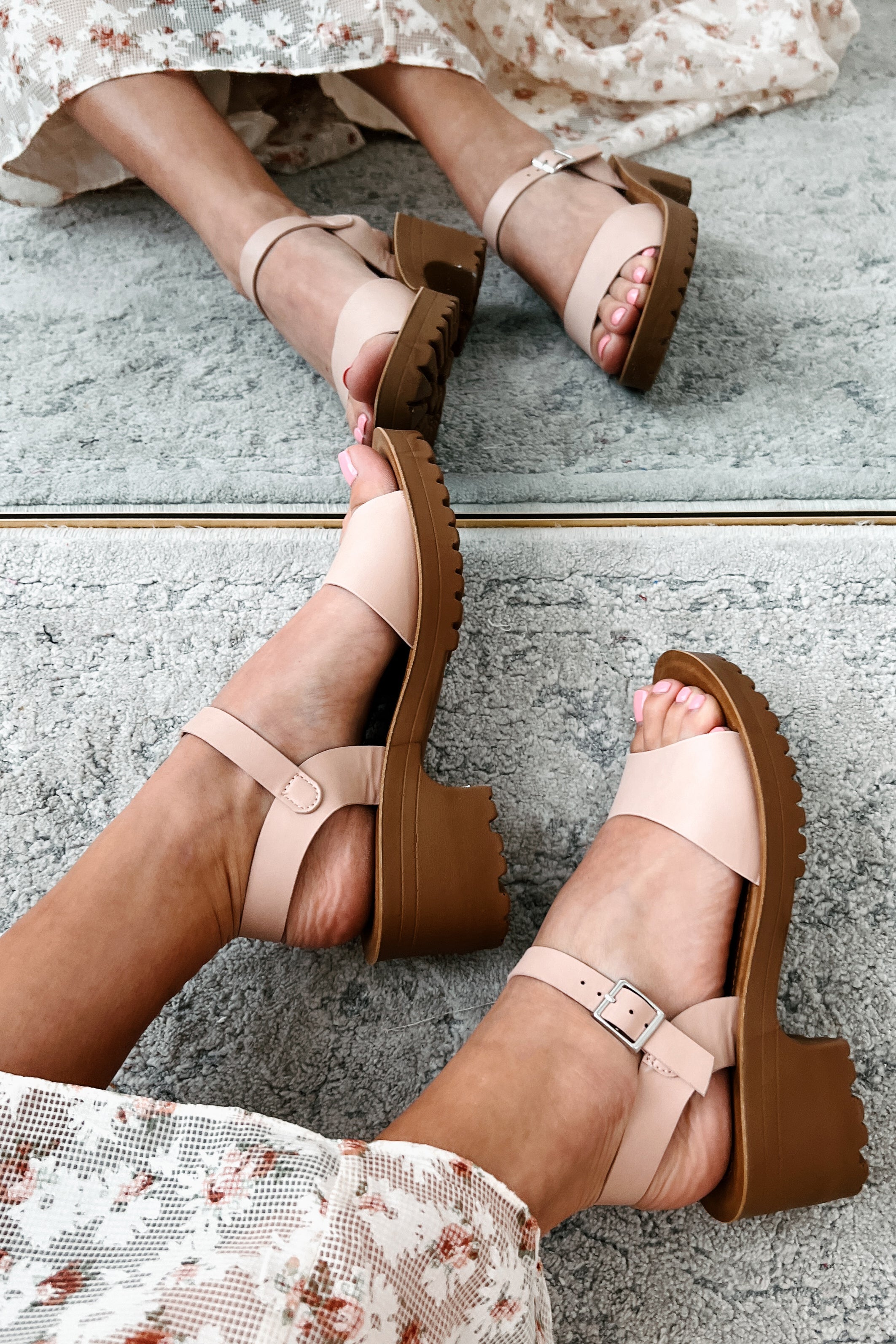 Walking On Air Open Toe Chunky Heel Sandals (Nude)