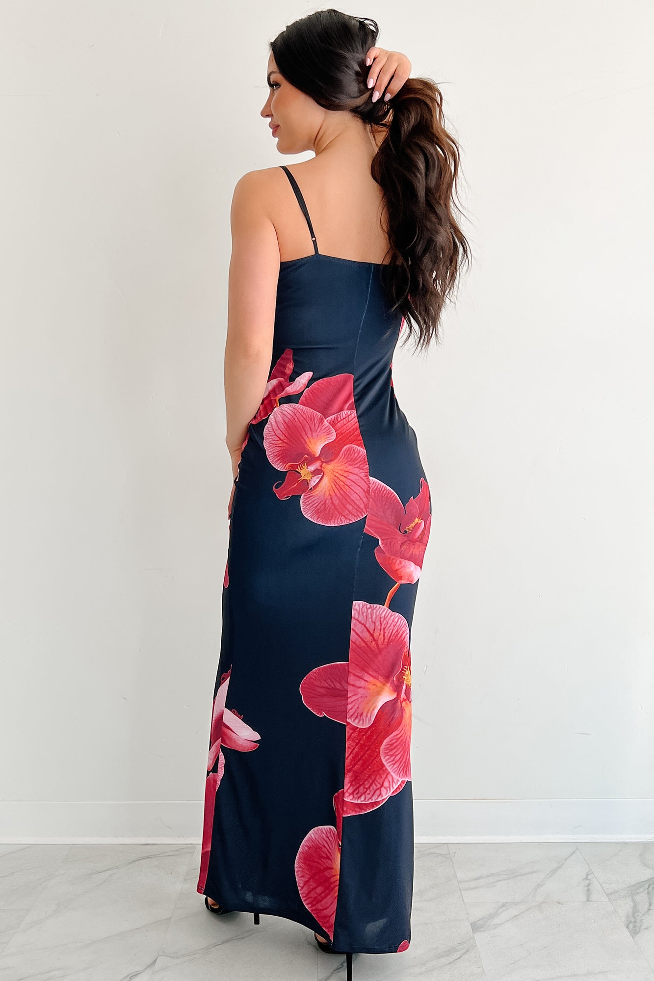 Call Me Maybe Sleeveless Floral Maxi Dress (Black)
