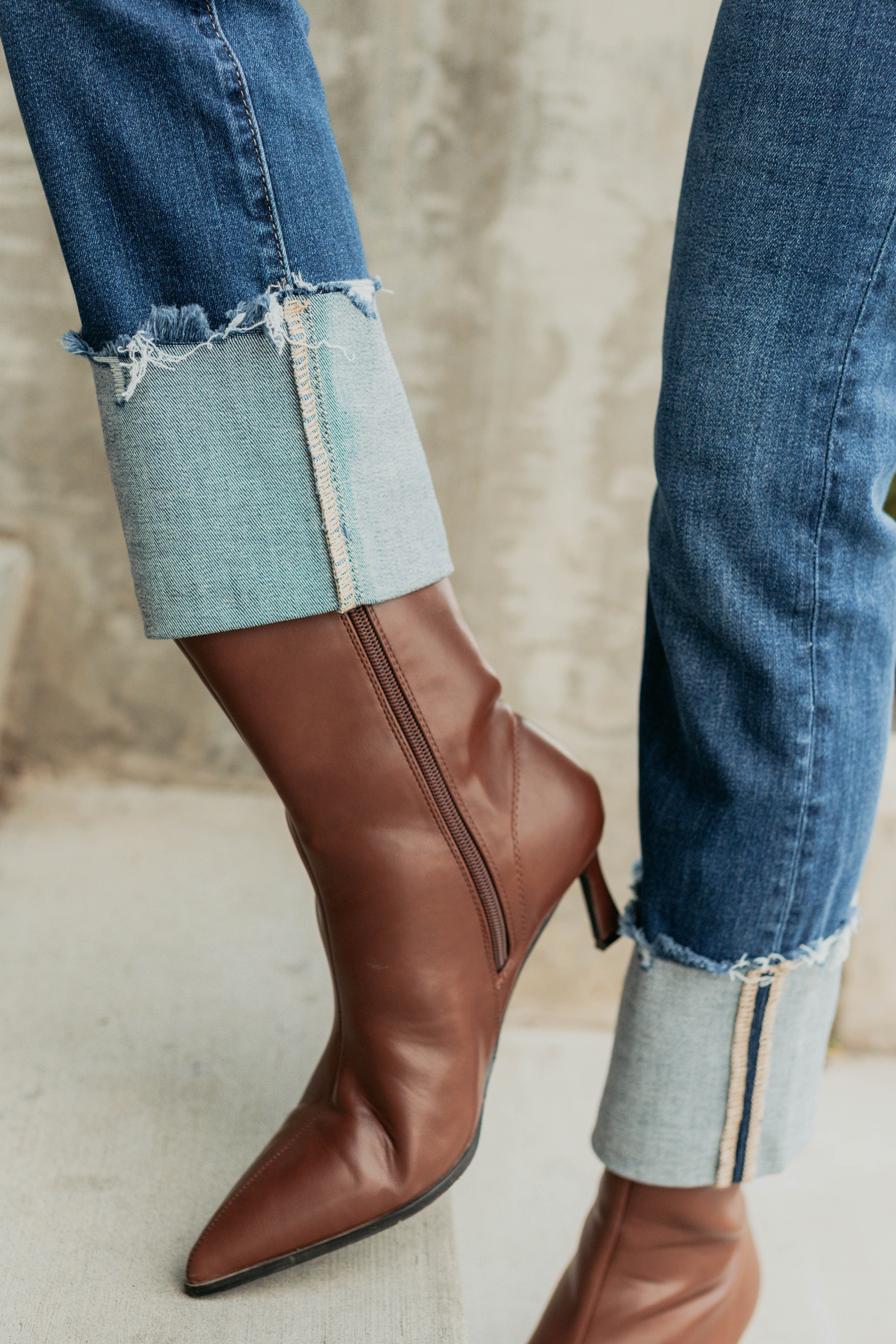 Ava Straight Leg Cuffed Mica Denim Jeans (Dark)