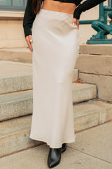 Chic Knows Best Textured Maxi Skirt (Champagne)