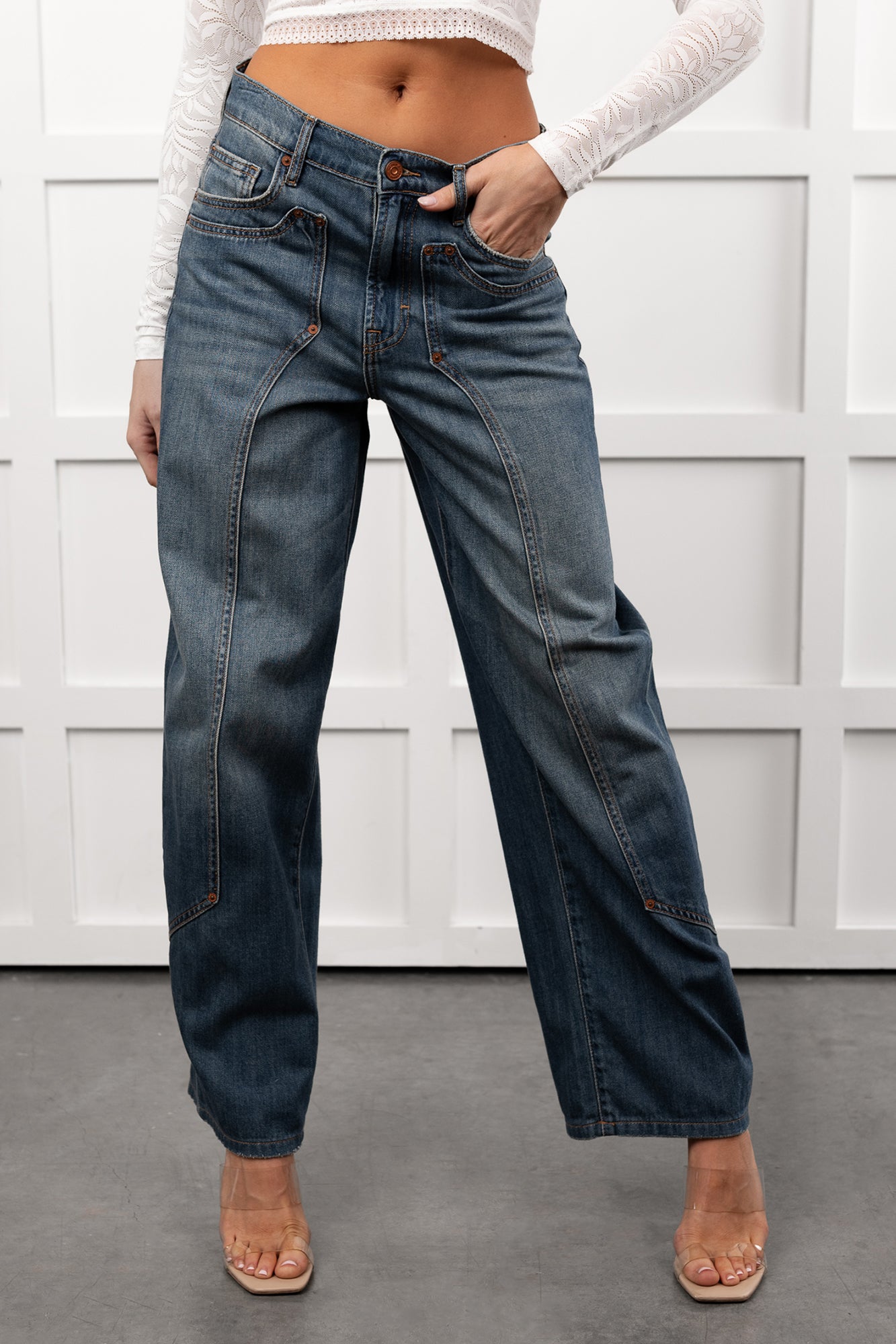 Elise Vintage Baggy Wide Leg Hidden Jeans (Medium)