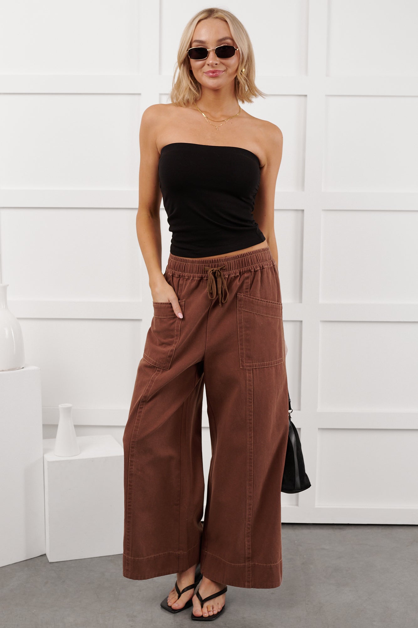 Hurley High Rise Wide Leg Mitto Shop Pants (Cocoa)