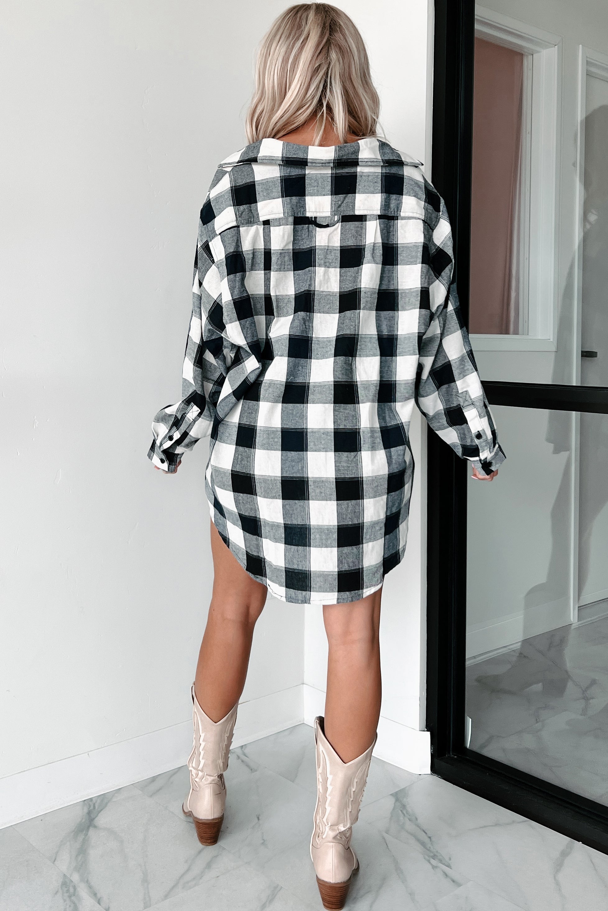 Just Being Myself Oversized Plaid Linen Shirt (Navy)