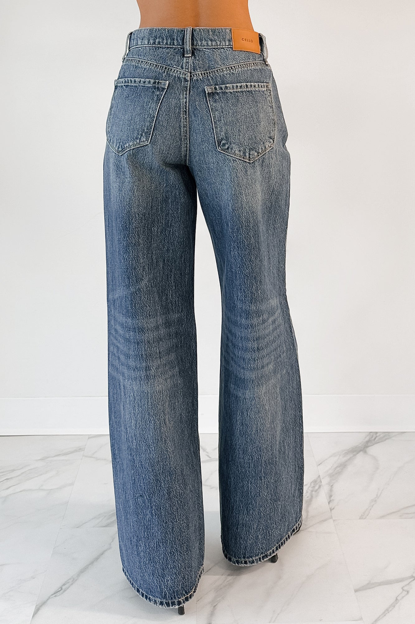 Jianna High Rise Wide Leg Cello Jeans (Medium)