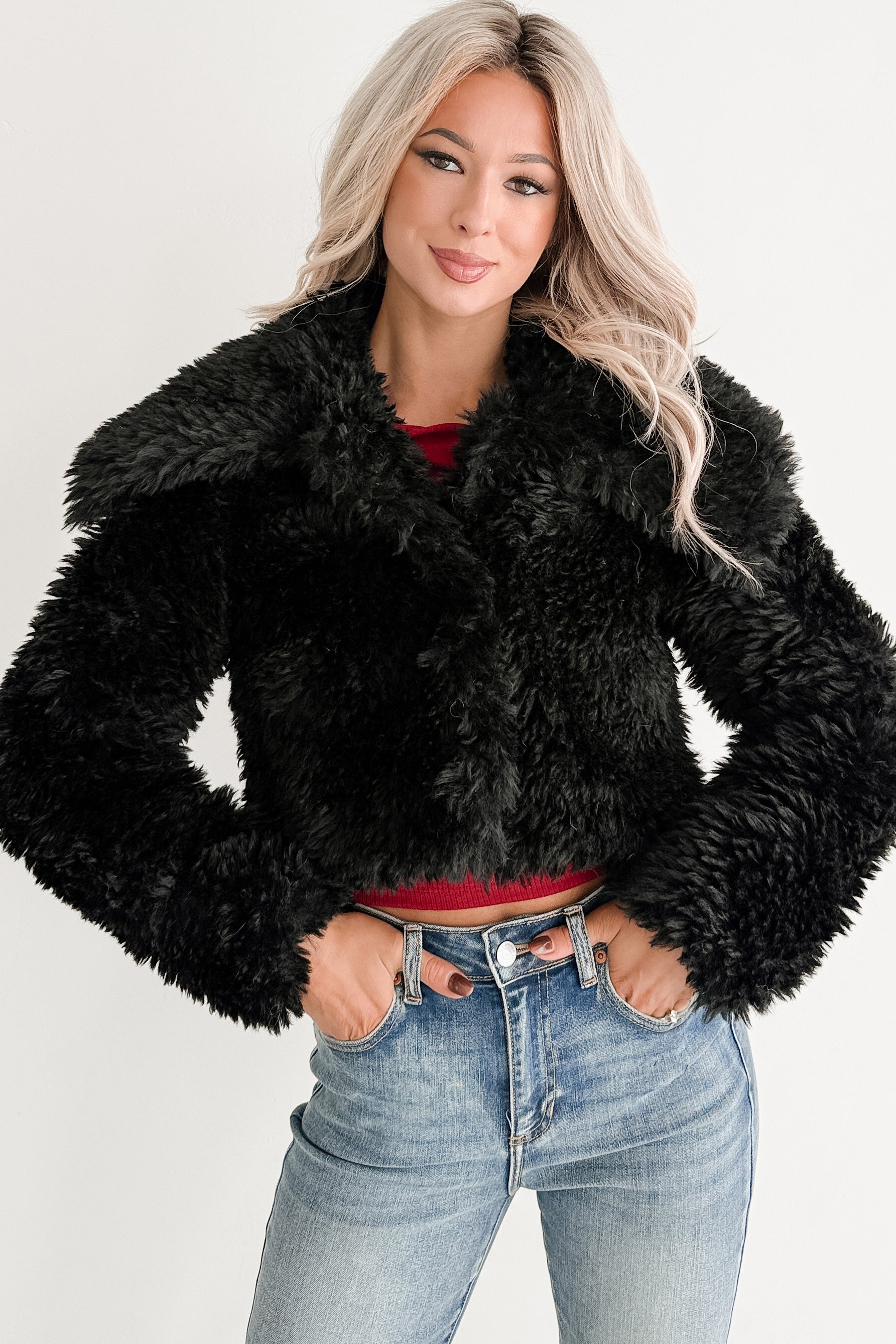 Strong Season Faux Fur Collared Jacket (Black)