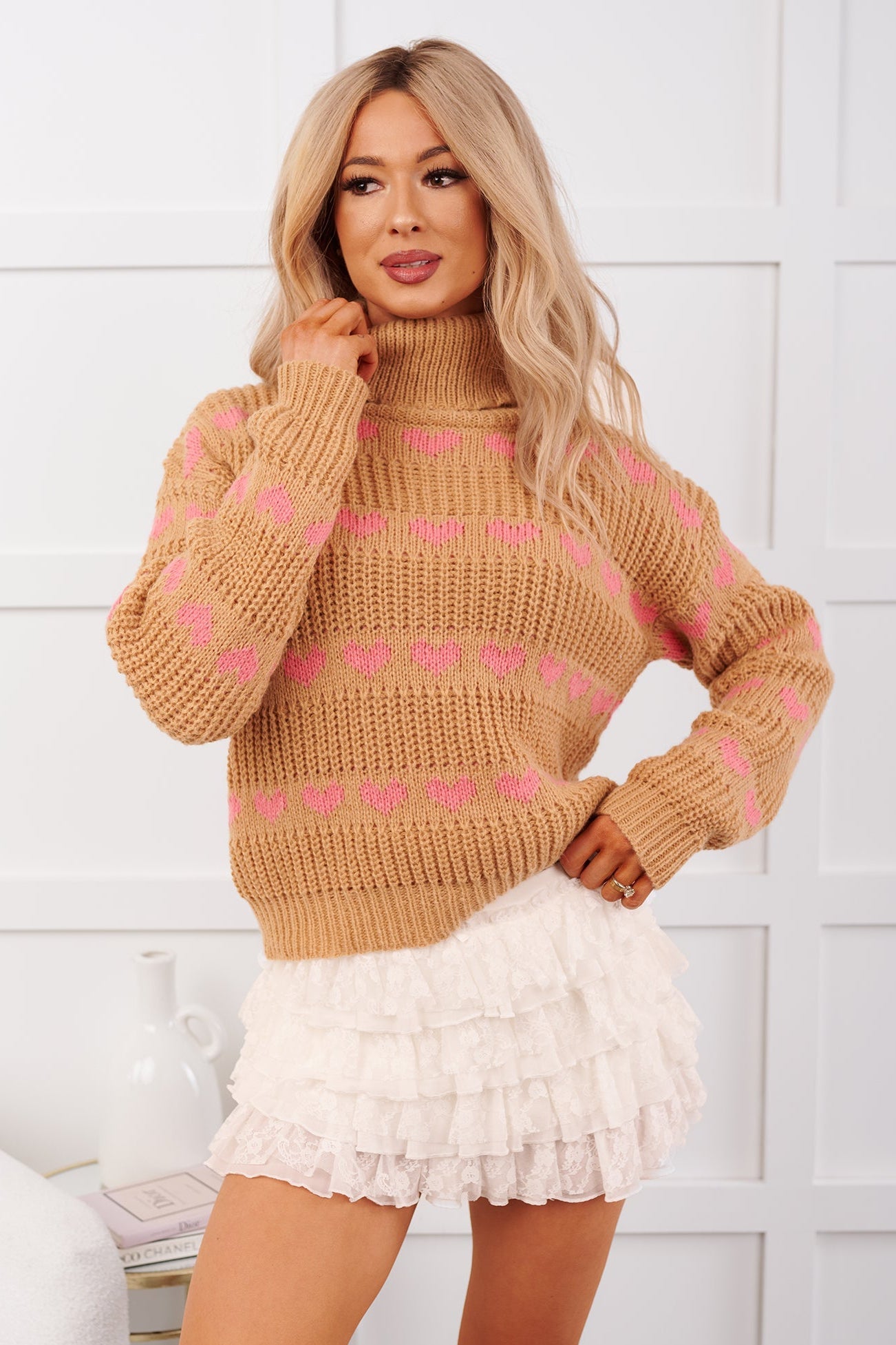 Feelin' Loving Heart Striped Turtleneck Sweater (Taupe/Pink)