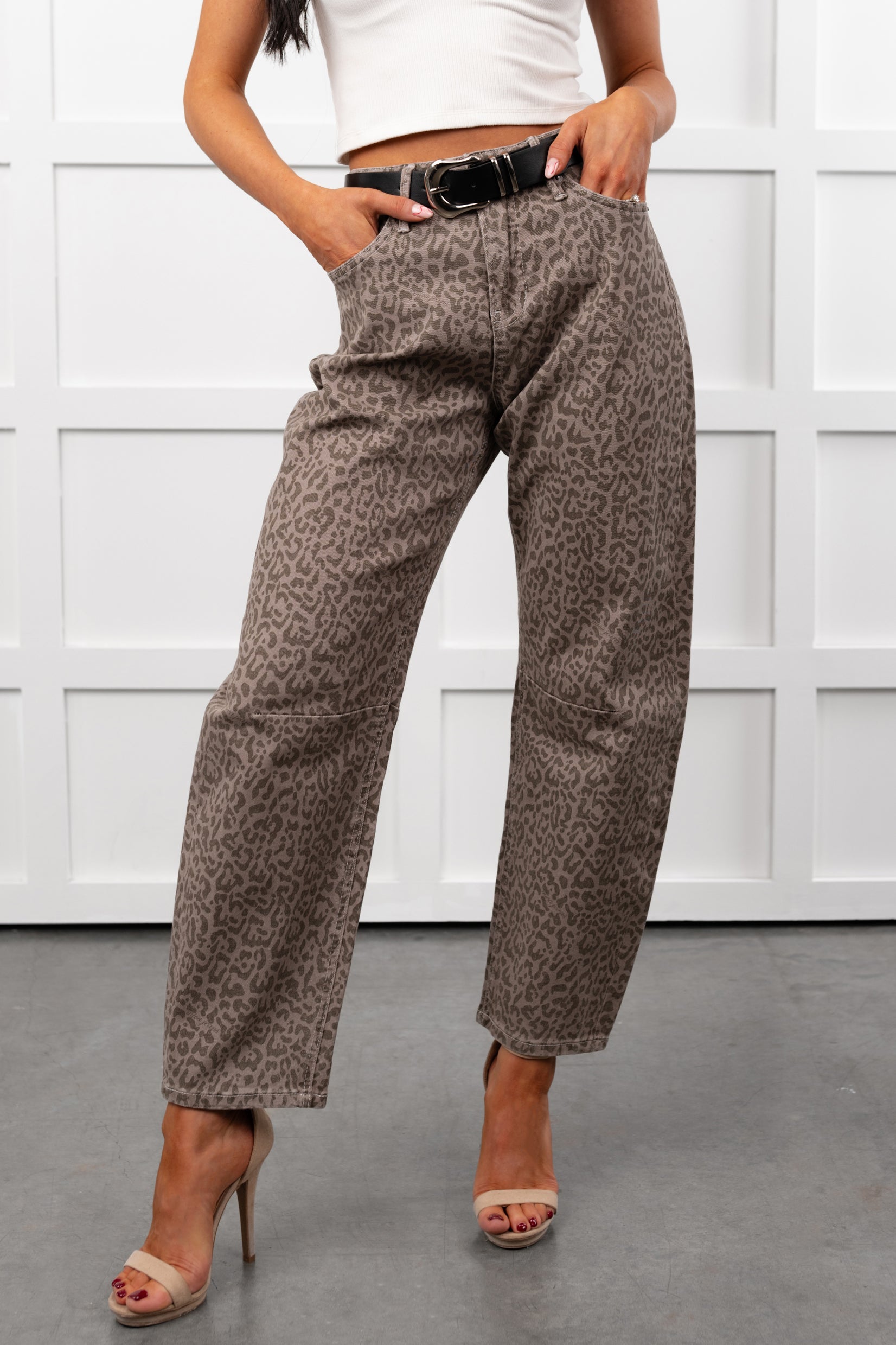 Odin Leopard Barrel Mica Denim Jeans (Ash Brown)