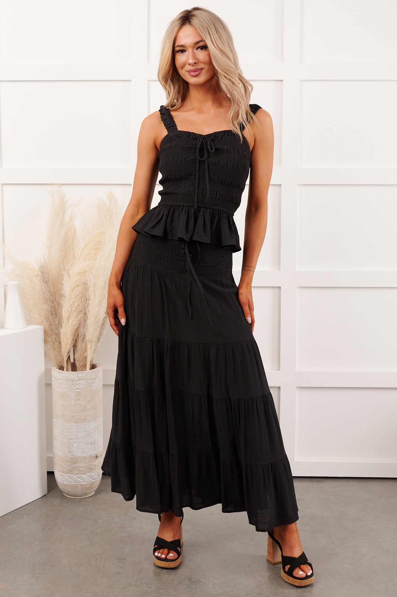 Free Falling Tiered Maxi Skirt (Black)