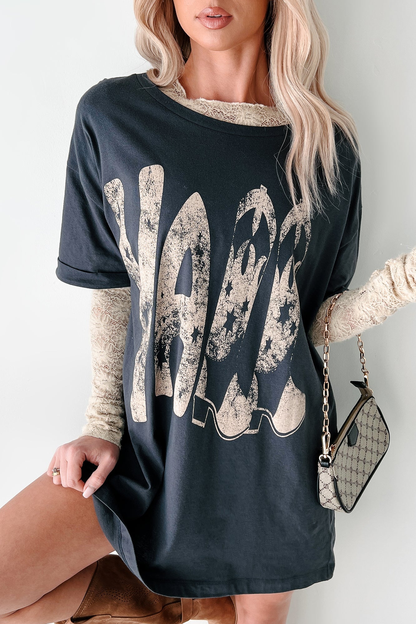 Kickin' It, Y'all Cowgirl Boot Graphic T-Shirt (Charcoal)