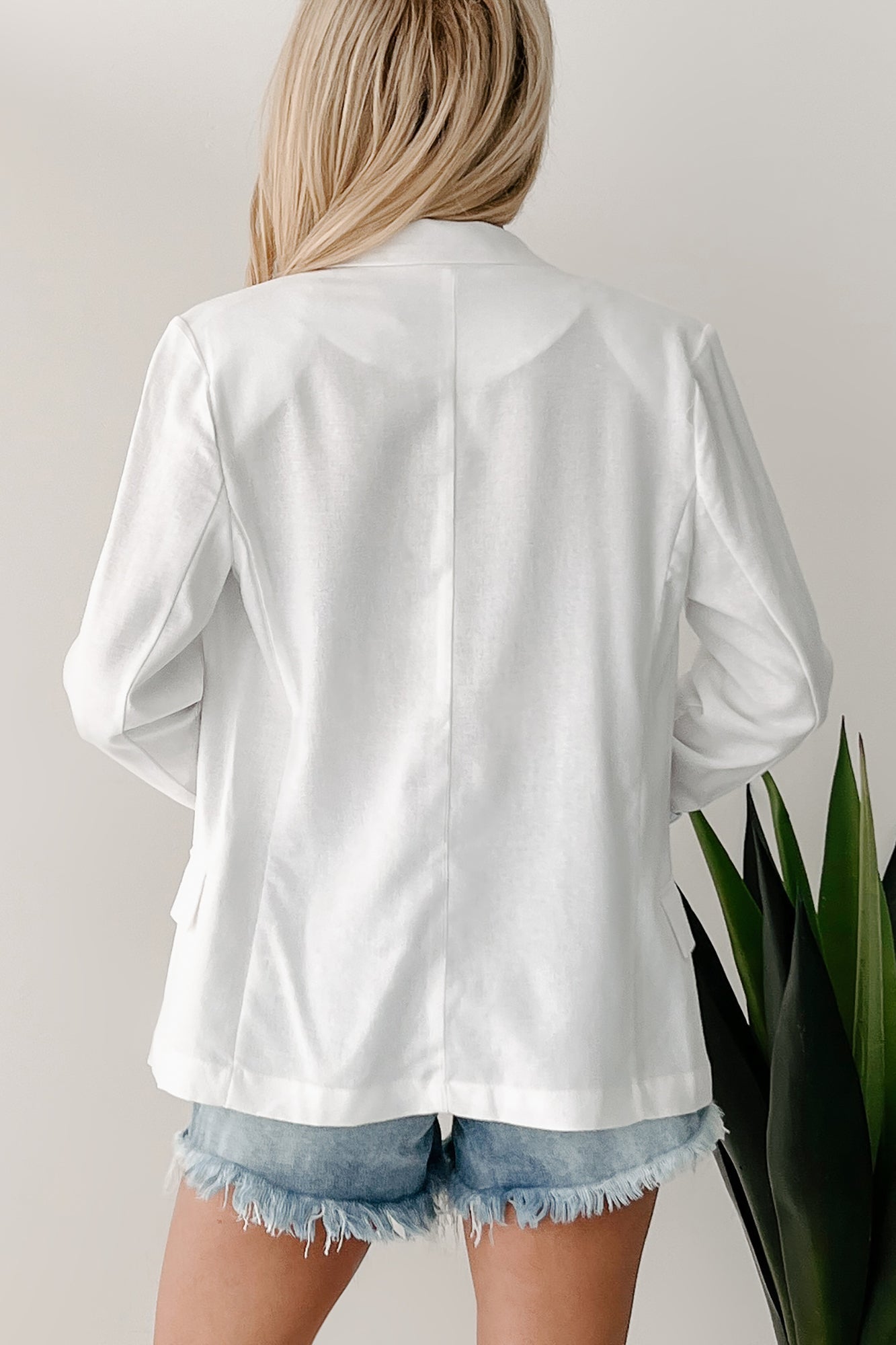 Effortlessly Polished Open Front Linen Blazer (White)