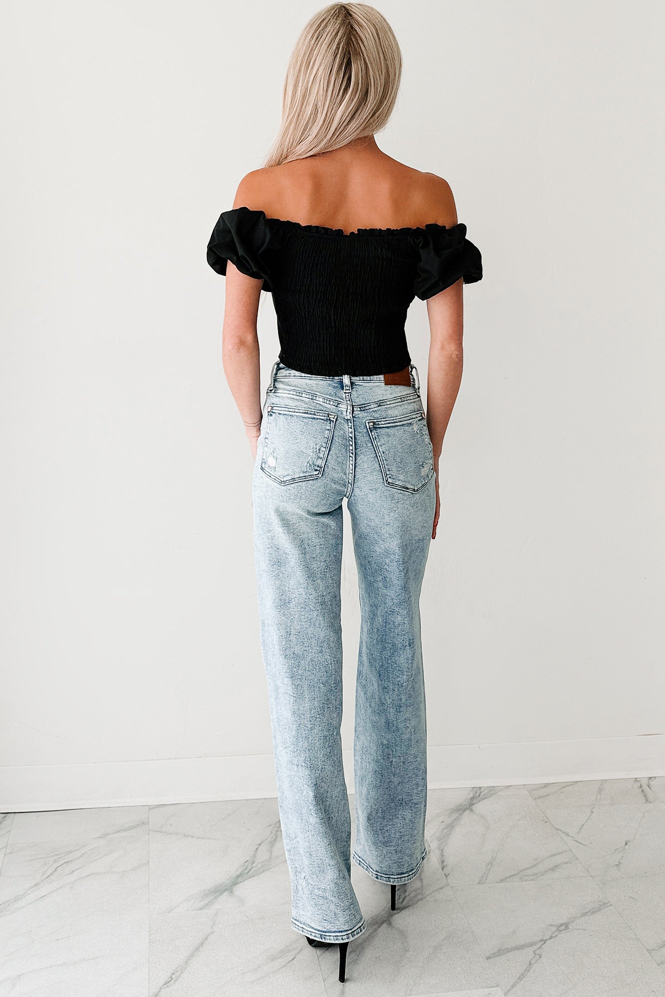 Call Me Cute Puff Sleeve Sweetheart Top (Black)