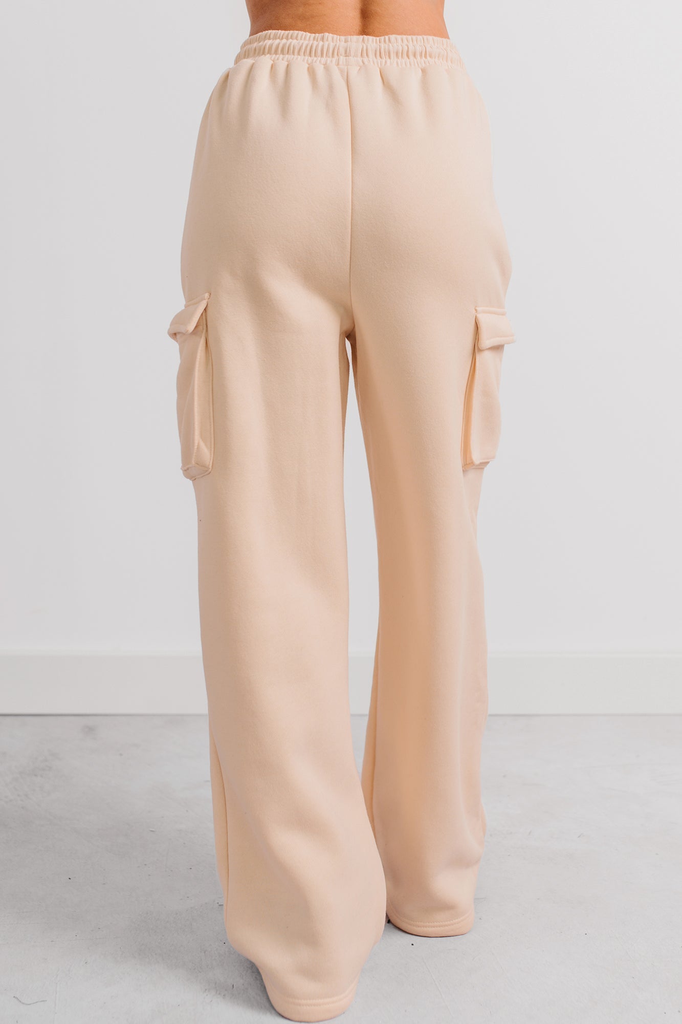 Daily Pause Wide Leg Cargo Sweatpants (Cream)