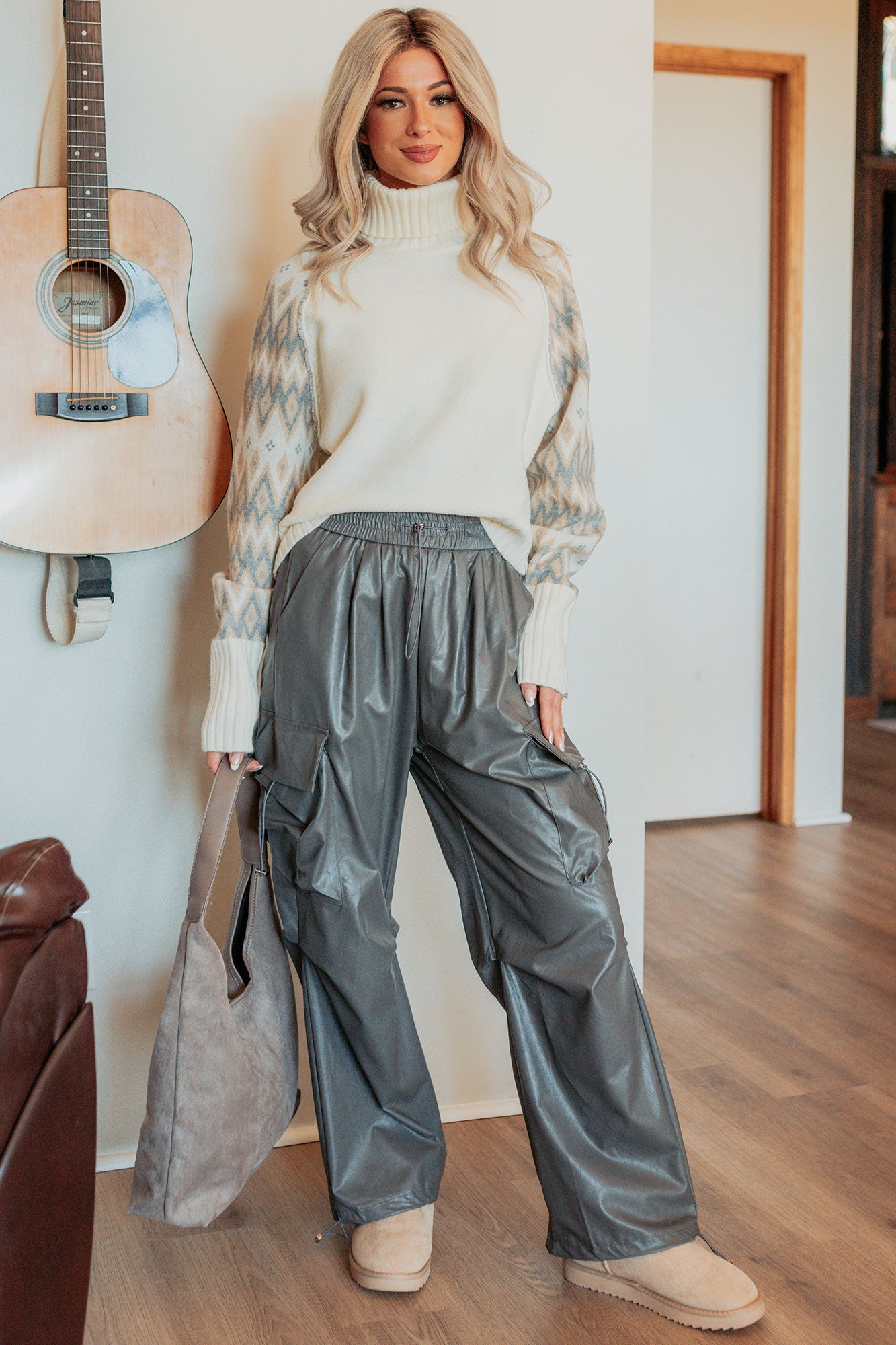 New Horizons Abstract Turtle Neck Sweater (Cream)
