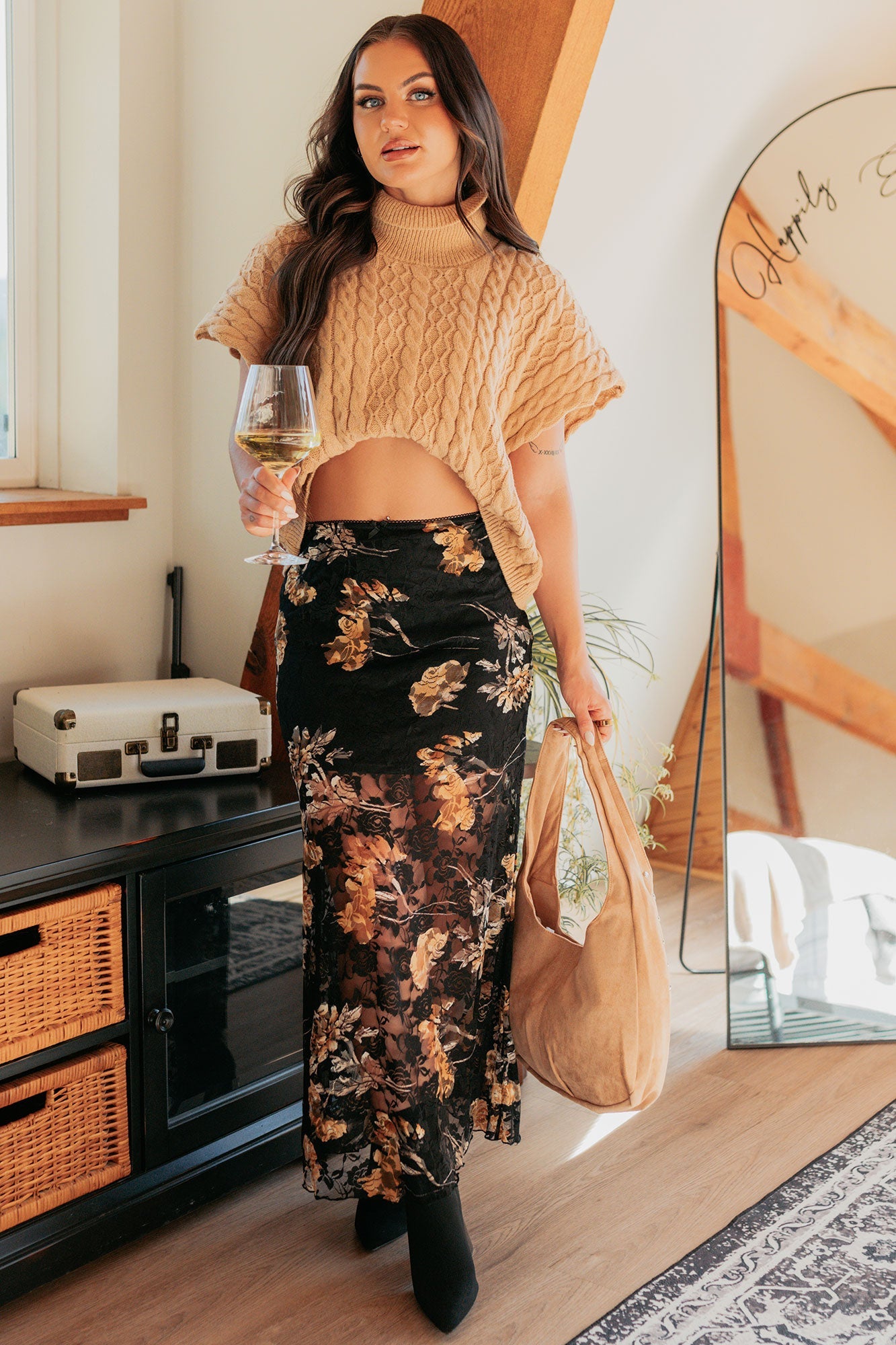 Cozy Escape Short Sleeve Cable Knit Sweater (Taupe)