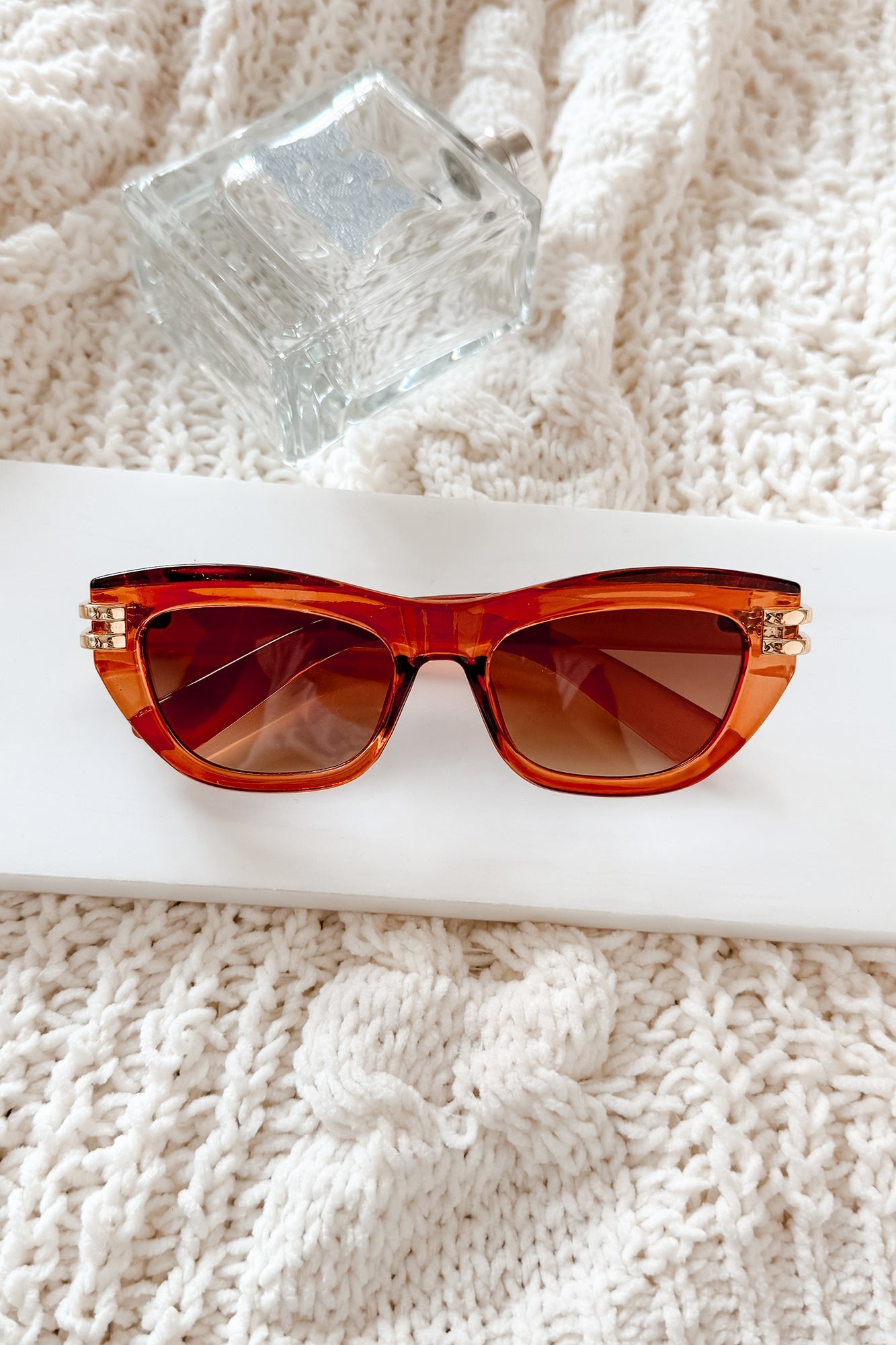 Make Way Thick Frame Cat Eye Sunglasses (Multiple Color Options)