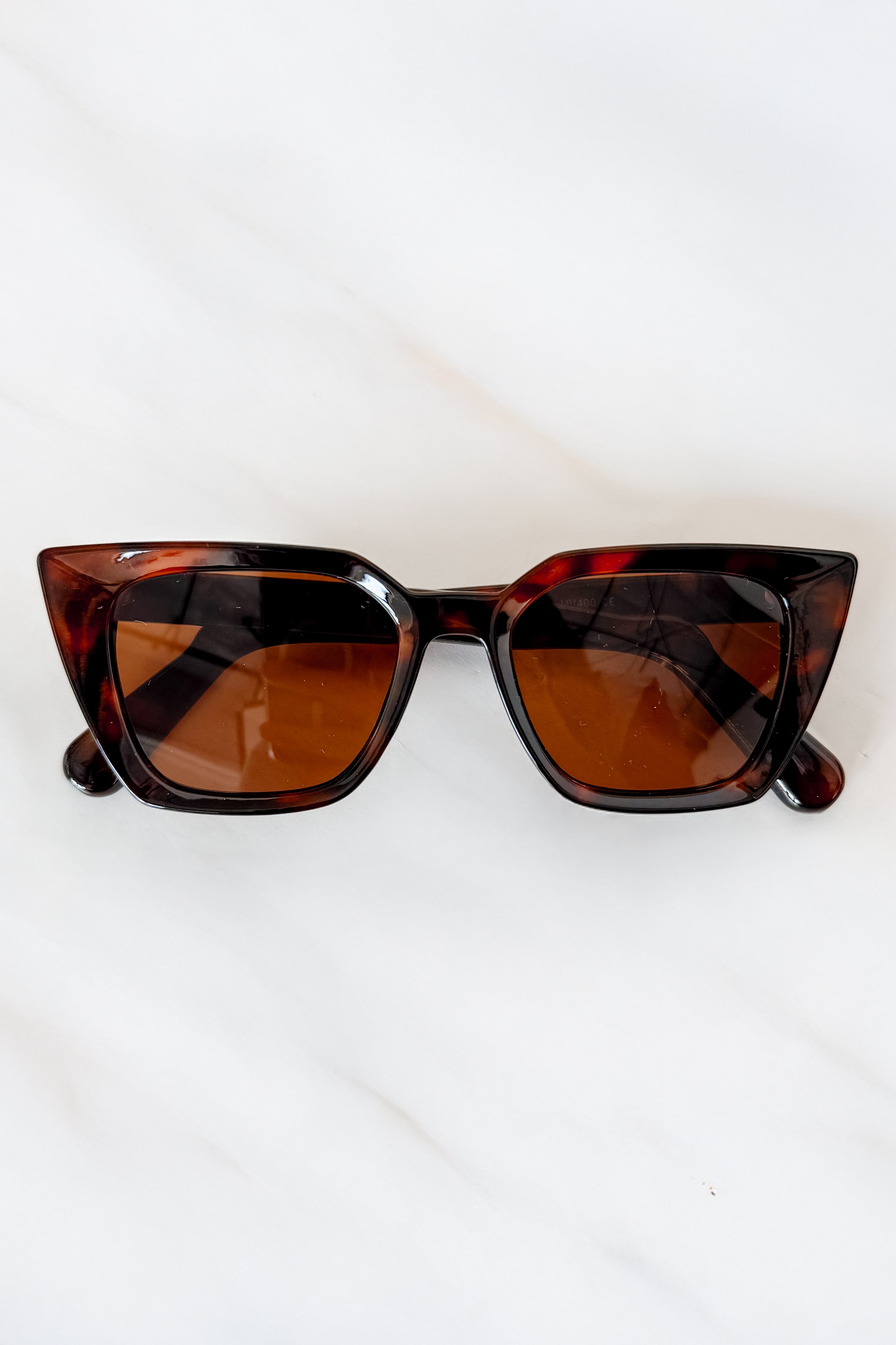 Errand Chic Squared Cat Eye Sunglasses (Multiple Color Options)